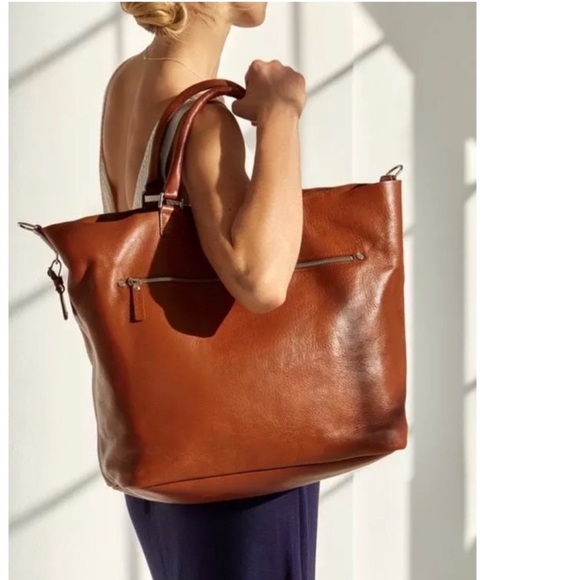 Shinola Detroit Women's Medium Classic Signature Bourbon Leather Tote. - Picture 3 of 8